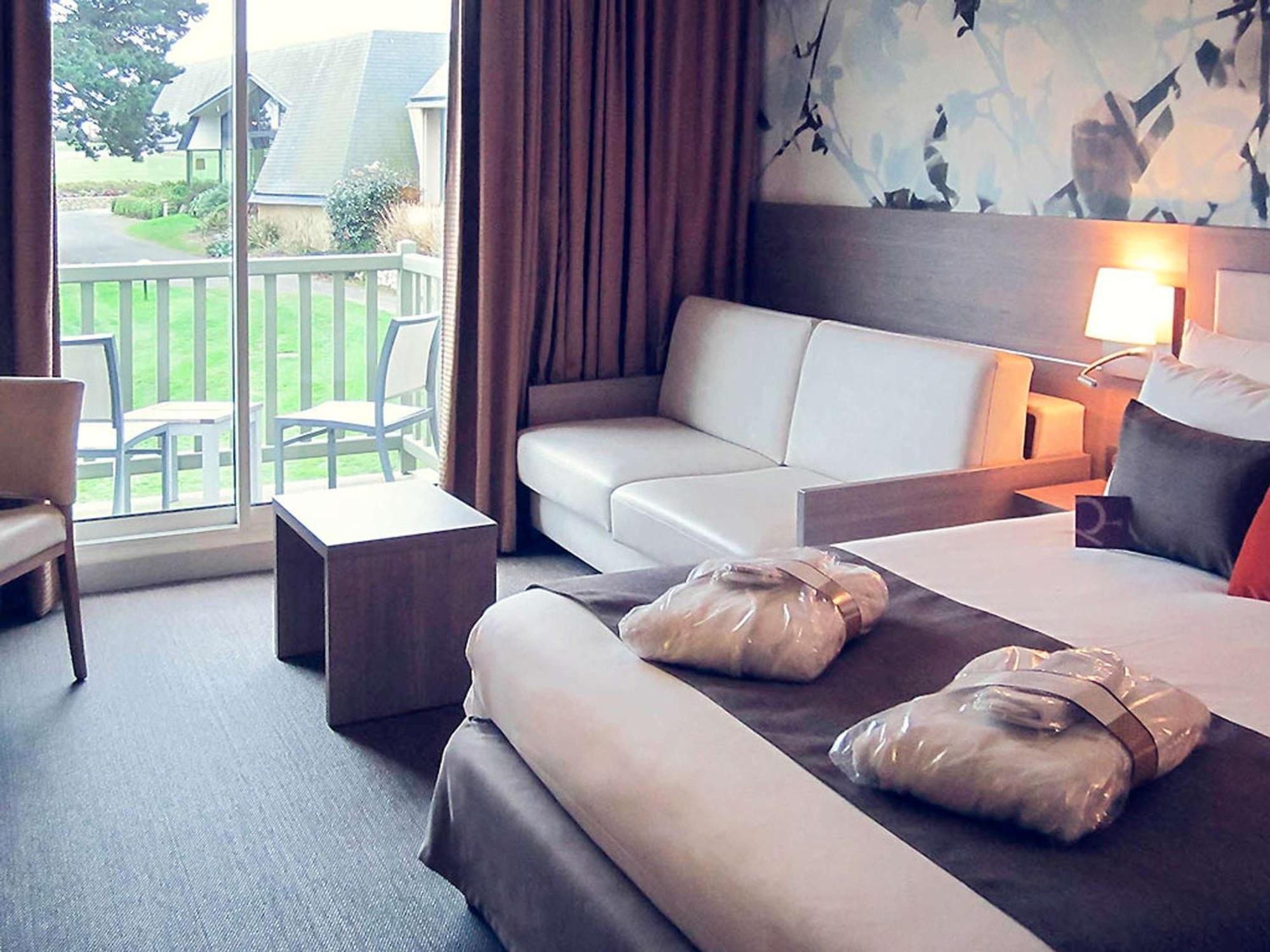 Mercure Bayeux Omaha Beach Port-en-Bessin-Huppain Exterior foto