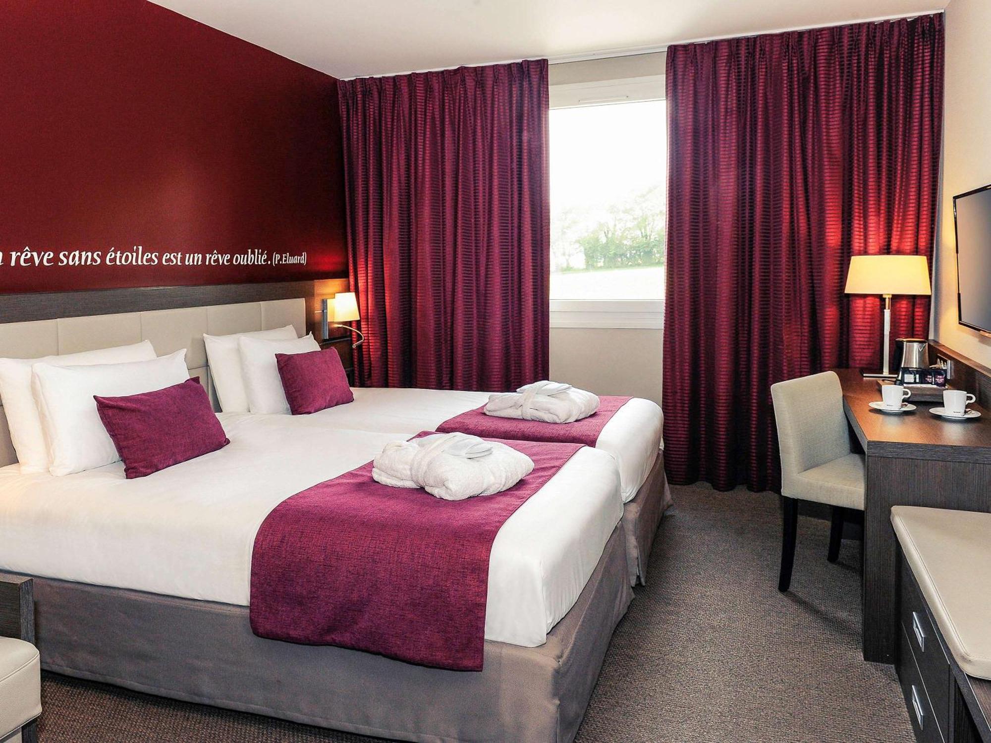 Mercure Bayeux Omaha Beach Port-en-Bessin-Huppain Exterior foto